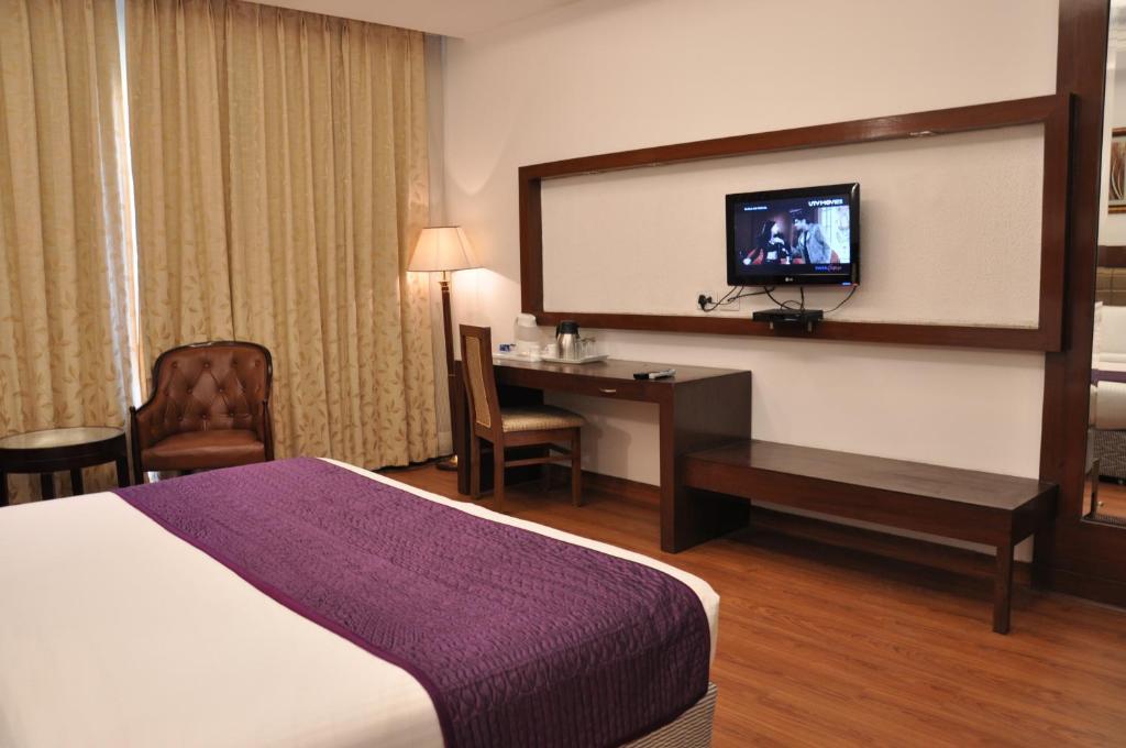 Lilywhite Hotel New Delhi Exteriör bild